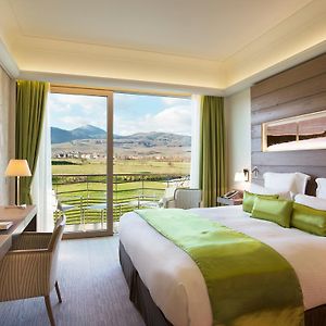 Superior Zimmer mit Kingsize-Bett